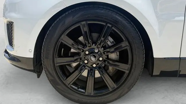 2022 Land Rover Range Rover Sport HSE Silver Edition