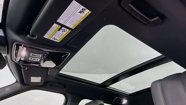 2022 Land Rover Range Rover Sport HSE Silver Edition