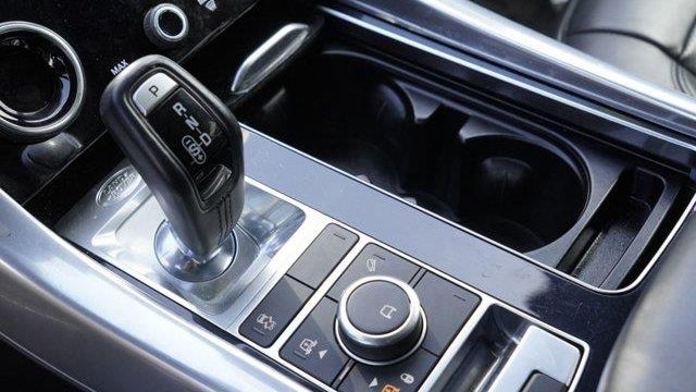 2022 Land Rover Range Rover Sport HSE Silver Edition