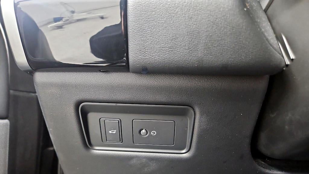 2022 Land Rover Range Rover Sport HSE Silver Edition