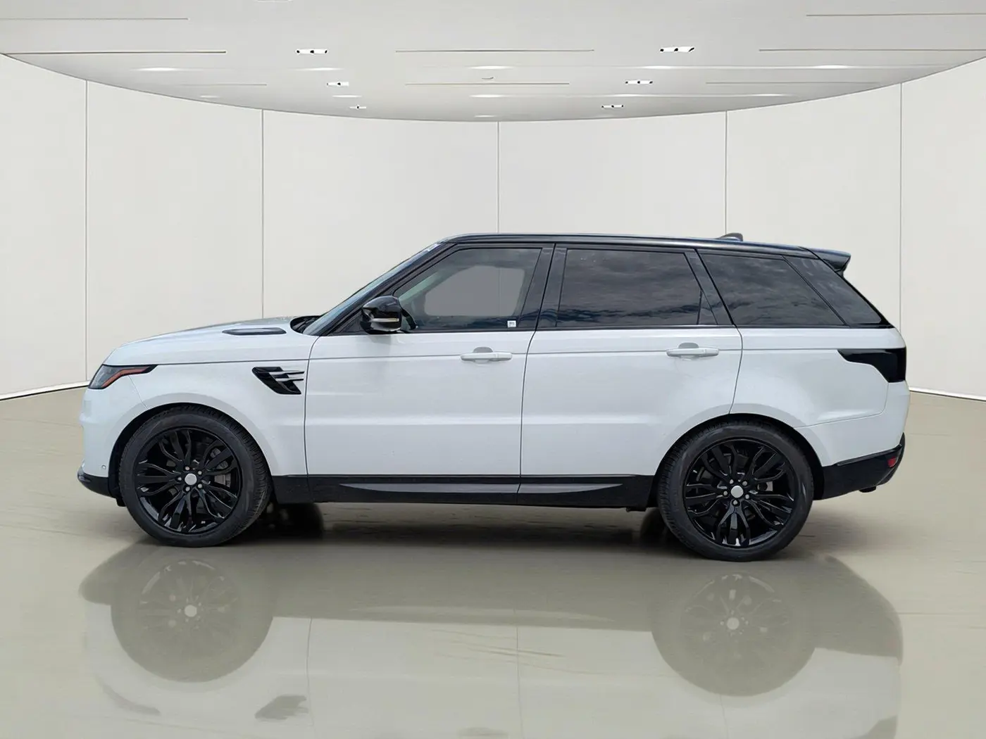 2020 Land Rover Range Rover Sport - $29,871