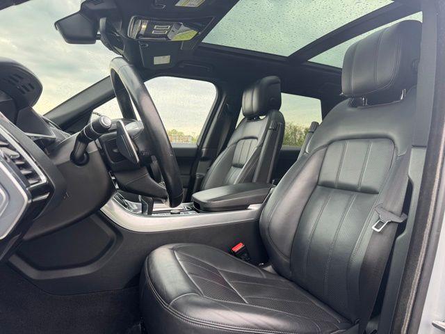 2022 Land Rover Range Rover Sport - $32,990