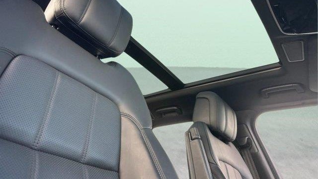 2022 Land Rover Range Rover Sport HSE Silver Edition