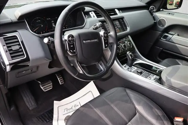 2015 Land Rover Range Rover Sport - $15,999