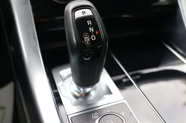 2015 Land Rover Range Rover Sport - $15,999