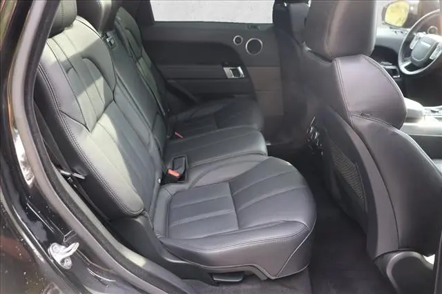 2015 Land Rover Range Rover Sport - $15,999