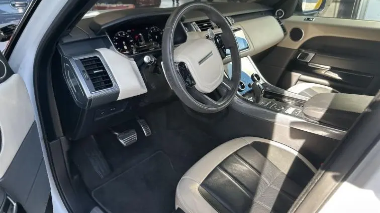 2020 Land Rover Range Rover Sport HST