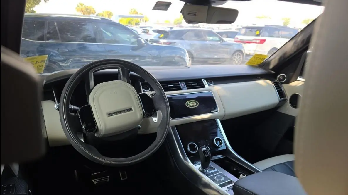 2020 Land Rover Range Rover Sport HST