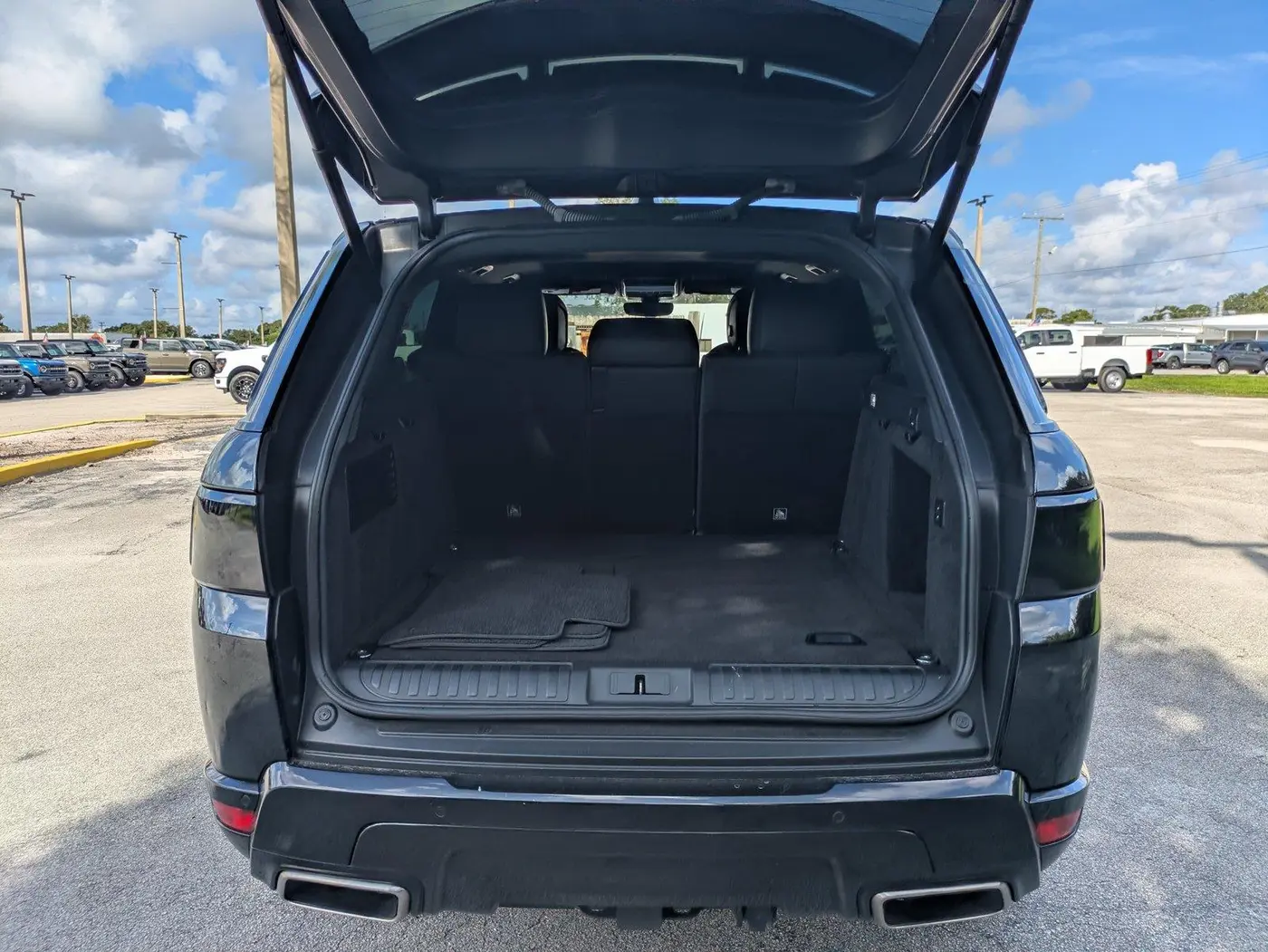 2020 Land Rover Range Rover Sport - $30,553