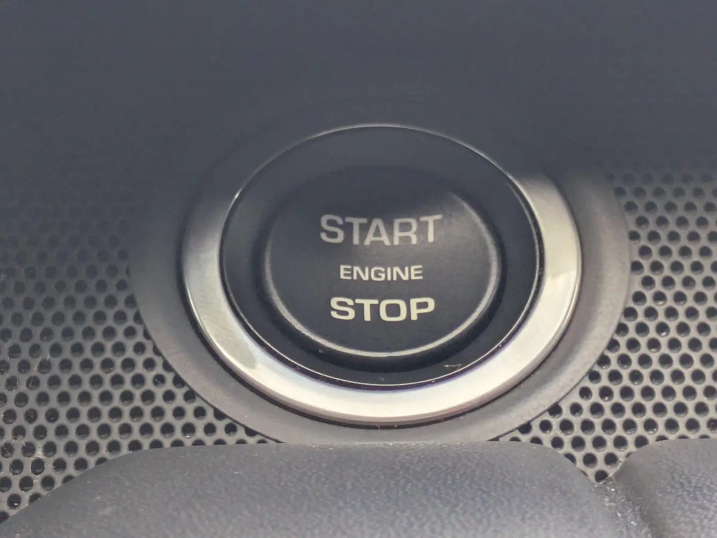 2020 Land Rover Range Rover Sport - $30,553