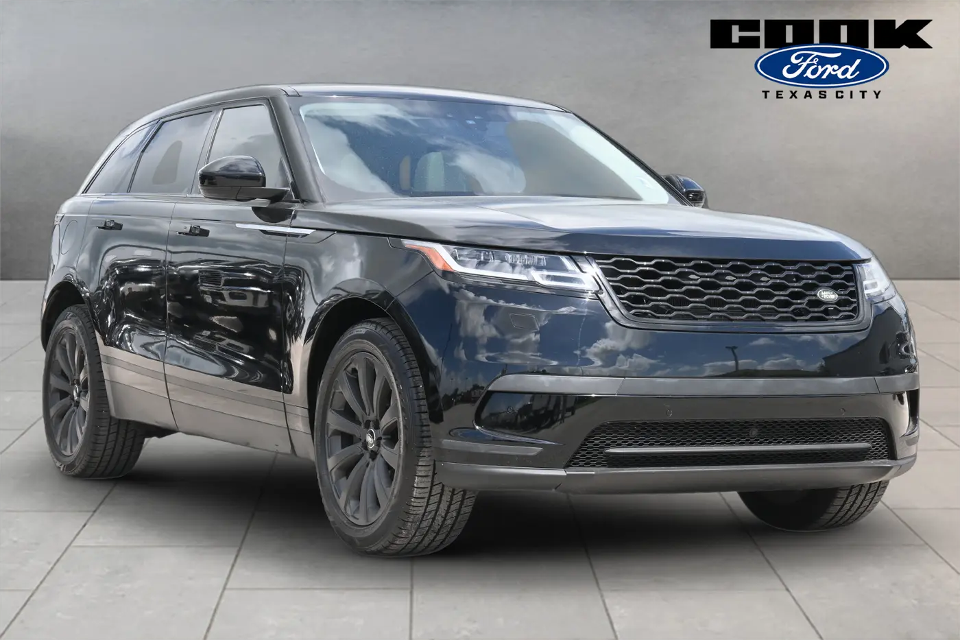 2020 Land Rover Range Rover Velar - $22,925