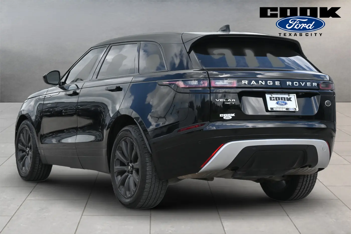 2020 Land Rover Range Rover Velar - $22,925