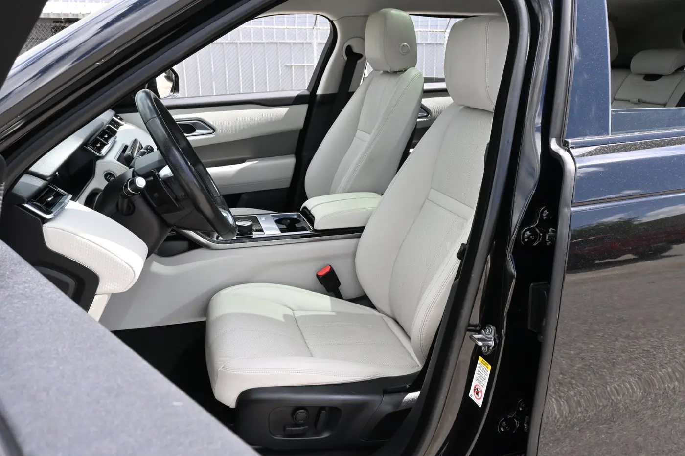 2020 Land Rover Range Rover Velar - $22,925