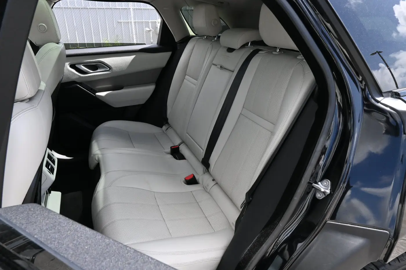 2020 Land Rover Range Rover Velar - $22,925
