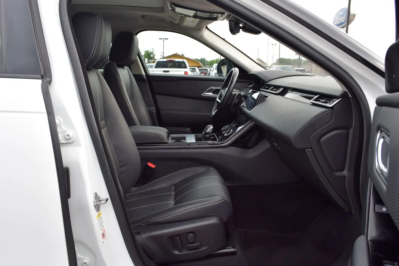 2022 Land Rover Range Rover Velar - $22,525