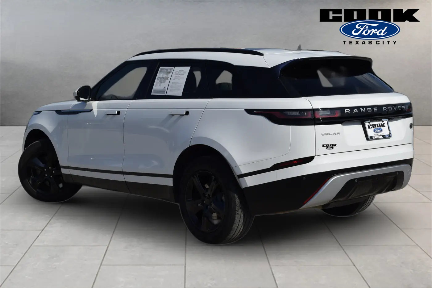 2022 Land Rover Range Rover Velar - $22,525