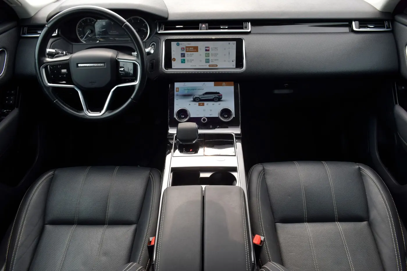 2022 Land Rover Range Rover Velar - $22,525
