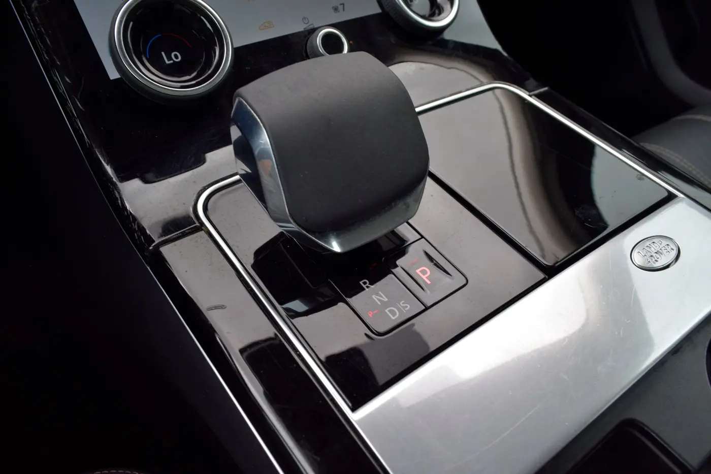 2022 Land Rover Range Rover Velar - $22,525
