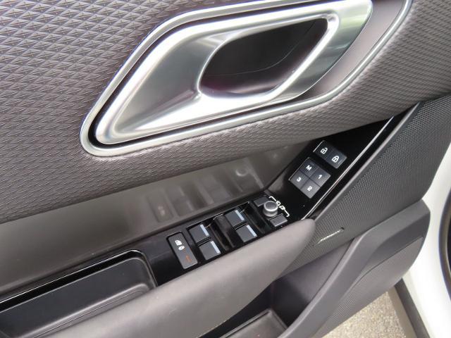2023 Land Rover Range Rover Velar - $27,995