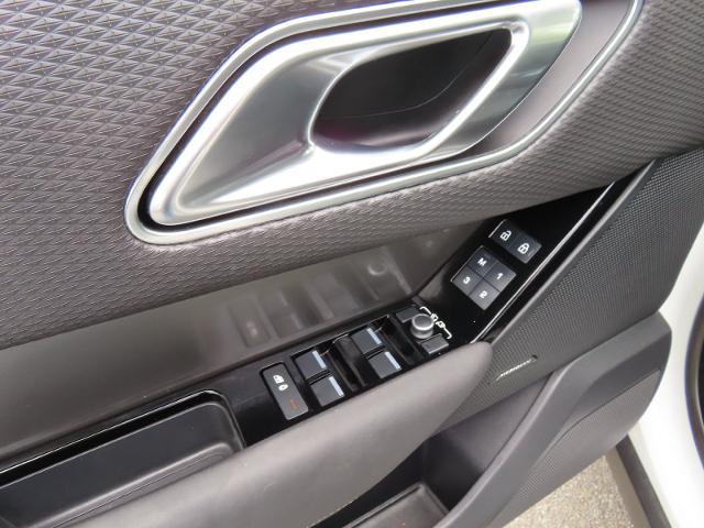 2023 Land Rover Range Rover Velar - $27,995