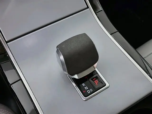 2024 Land Rover Range Rover Velar - $31,000