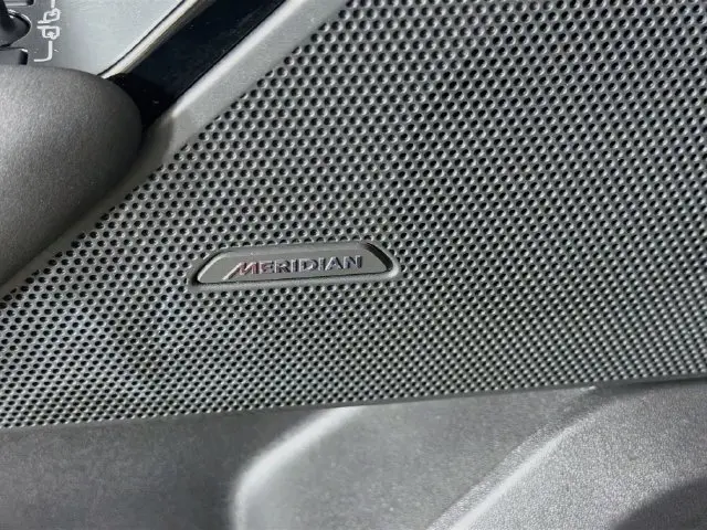 2024 Land Rover Range Rover Velar - $31,000