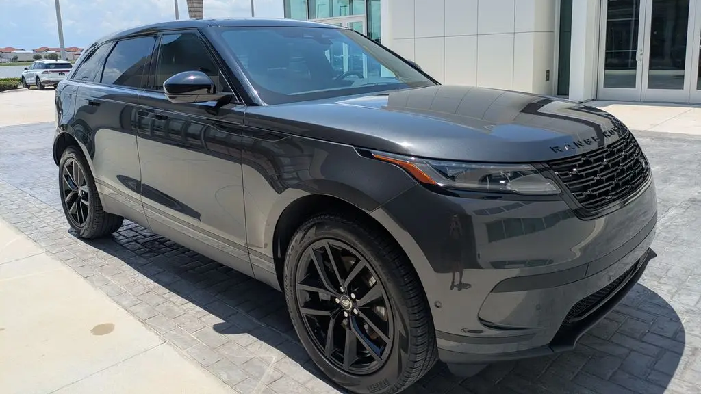 2025 Land Rover Range Rover Velar P250 S