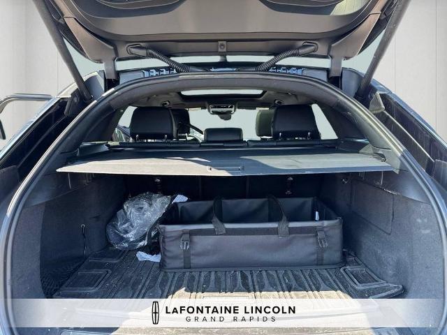 2026 Land Rover Range Rover Velar - $46,975