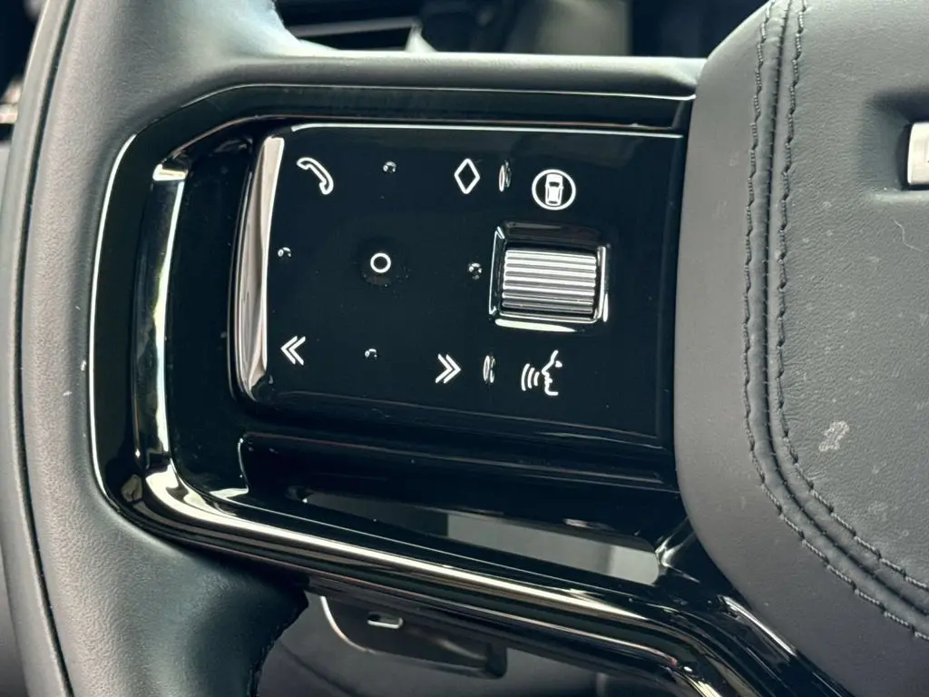 2026 Land Rover Range Rover Velar - $47,975