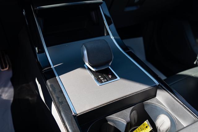 2025 Land Rover Range Rover Velar - $38,974