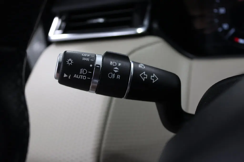 2019 Land Rover Range Rover Velar - $23,698
