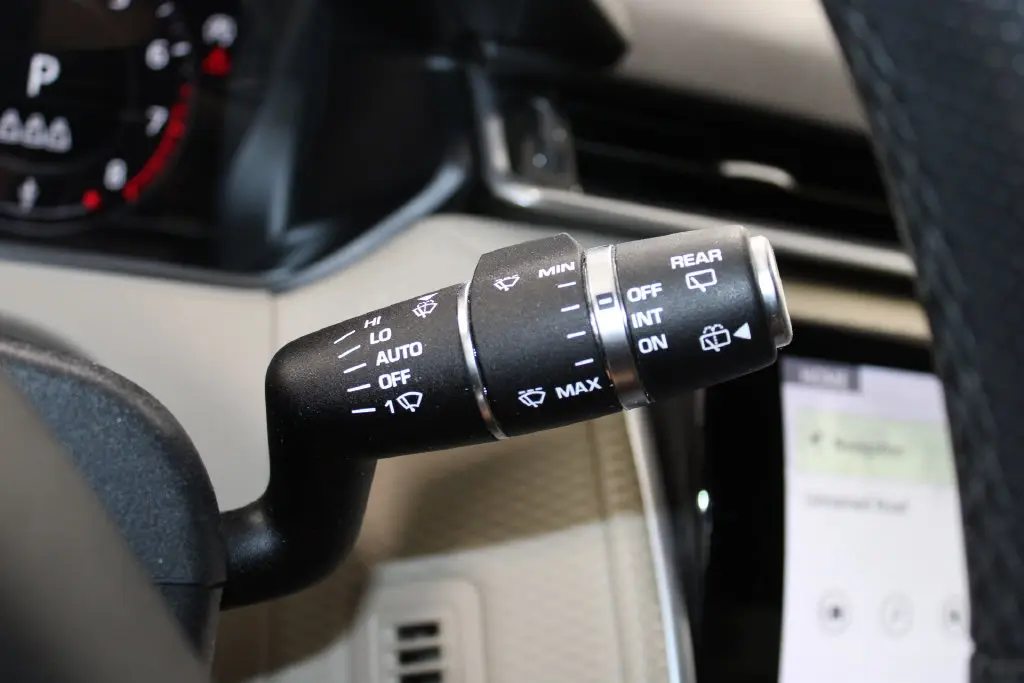2019 Land Rover Range Rover Velar - $23,698