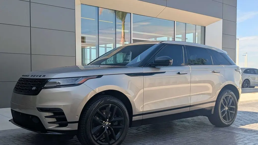 Preowned 2026 Land Rover Range Rover Velar P250 Dynamic SE for Sale