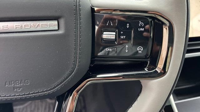2026 Land Rover Range Rover Velar P250 Dynamic SE