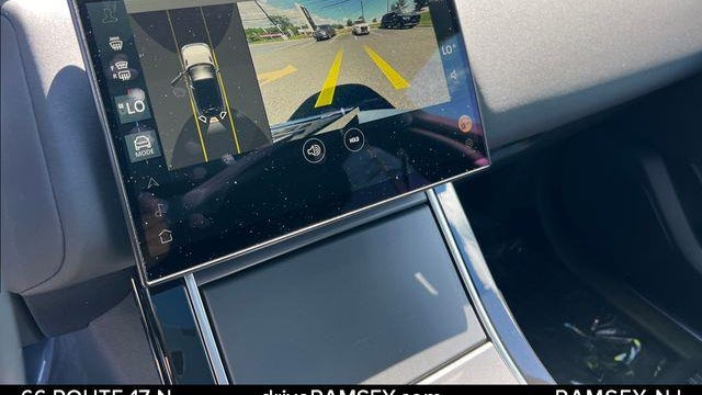 2024 Land Rover Range Rover Velar P250 Dynamic SE