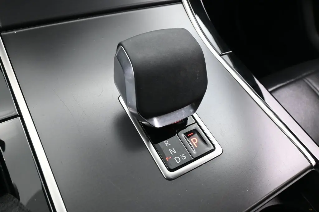 2025 Land Rover Range Rover Velar - $35,351