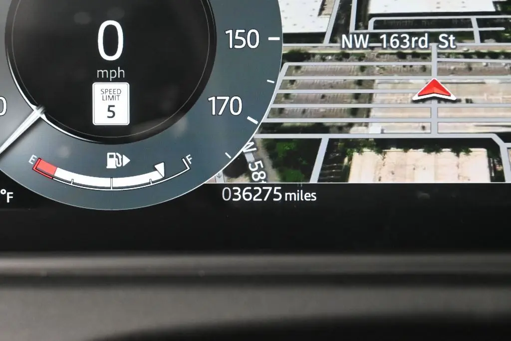 2025 Land Rover Range Rover Velar - $35,351