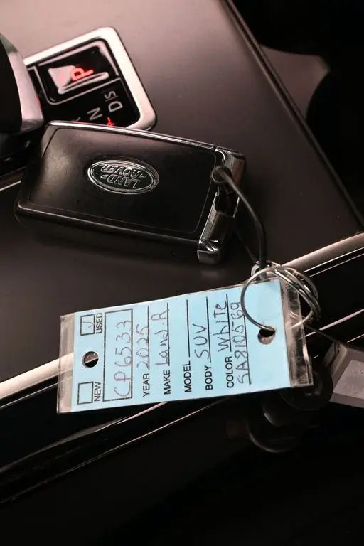 2025 Land Rover Range Rover Velar - $35,351