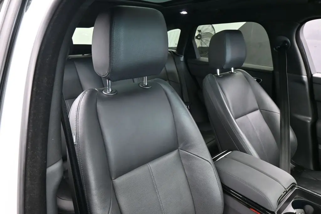 2025 Land Rover Range Rover Velar - $35,351