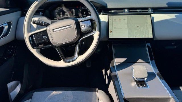 2024 Land Rover Range Rover Velar P250 Dynamic SE