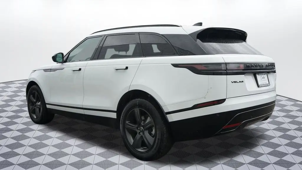2025 Land Rover Range Rover Velar P250 Dynamic SE