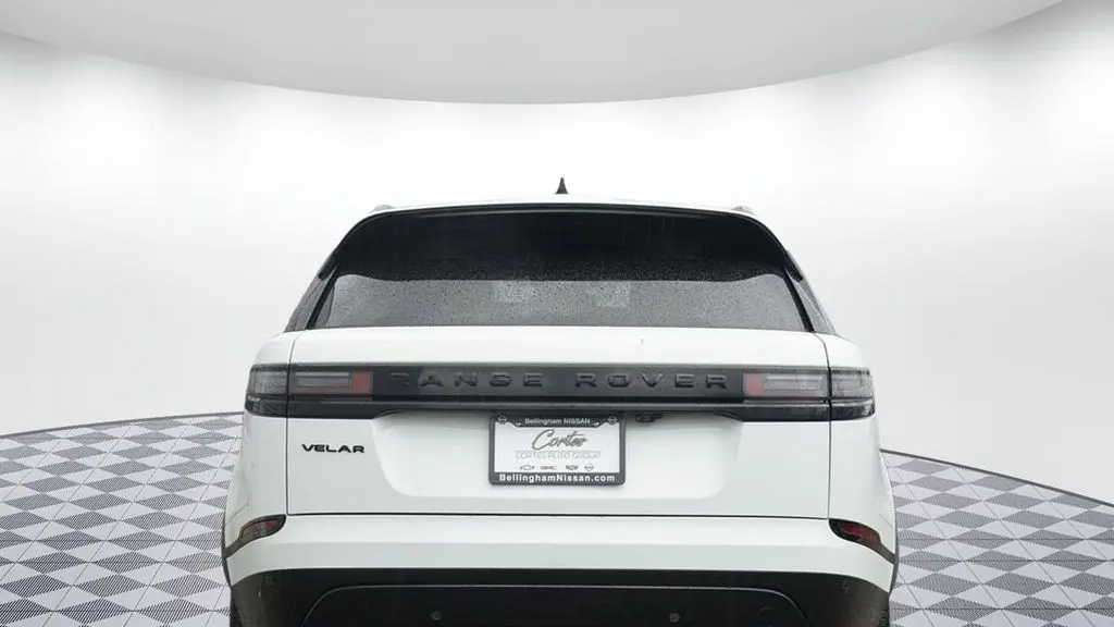 2025 Land Rover Range Rover Velar P250 Dynamic SE