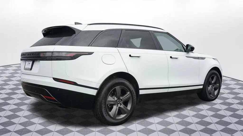 2025 Land Rover Range Rover Velar P250 Dynamic SE