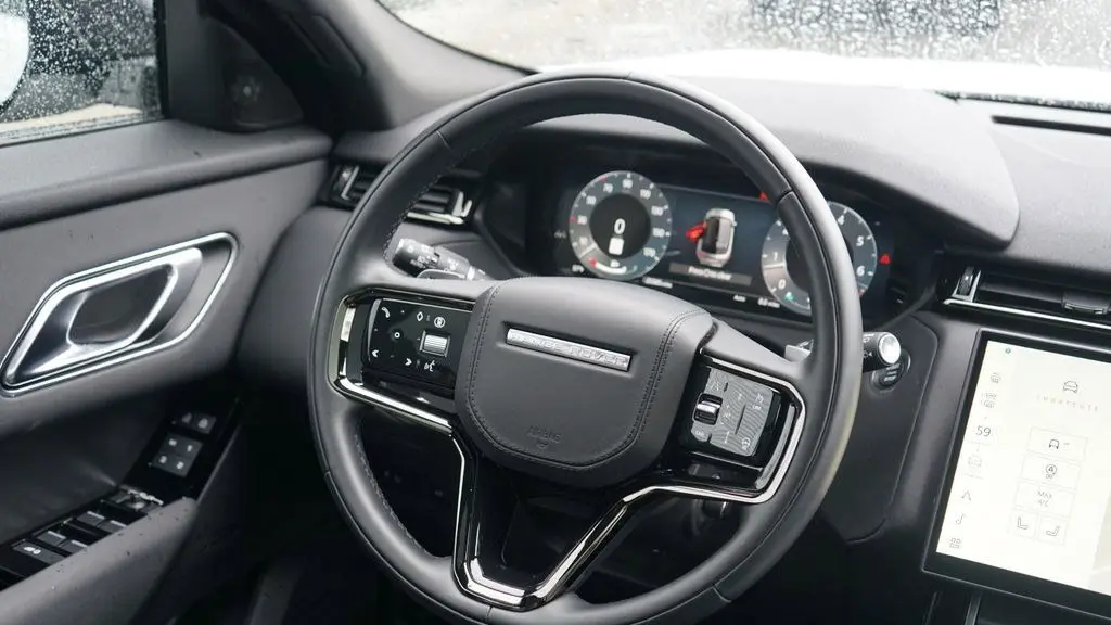 2025 Land Rover Range Rover Velar P250 Dynamic SE