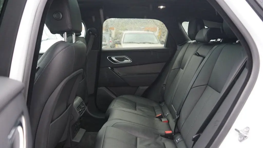 2025 Land Rover Range Rover Velar P250 Dynamic SE