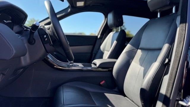 2024 Land Rover Range Rover Velar P250 Dynamic SE