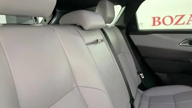 2024 Land Rover Range Rover Velar P250 Dynamic SE