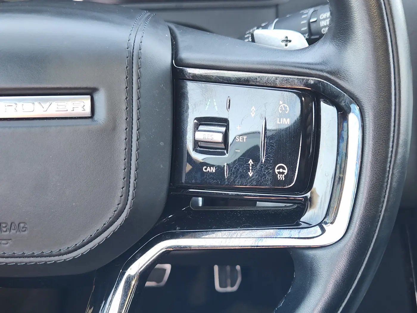 2025 Land Rover Range Rover Velar - $36,701