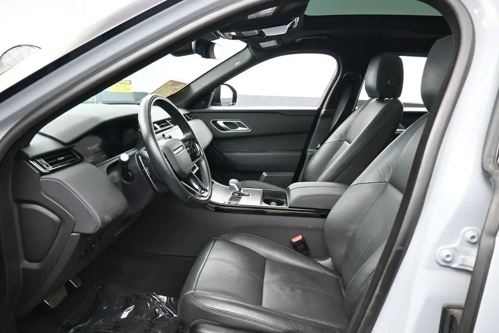 2025 Land Rover Range Rover Velar - $33,990