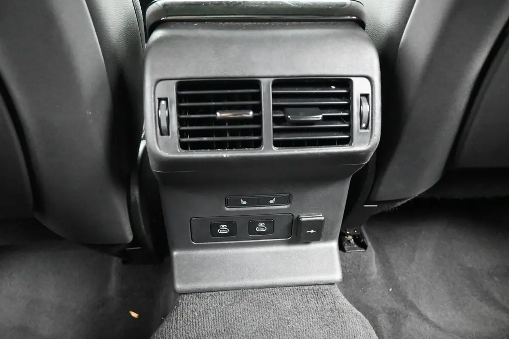2025 Land Rover Range Rover Velar - $33,990